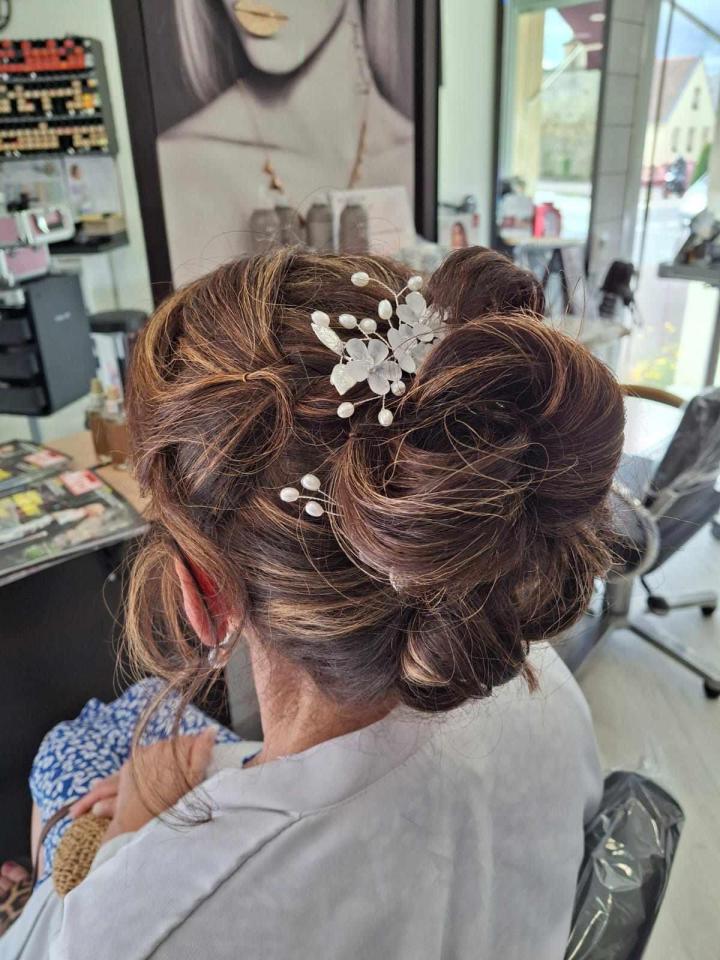 Prestation en coiffure de mariage Grainville-Langannerie